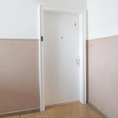 شقة Im Zentrum Von *