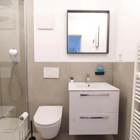 شقة Im Zentrum Von