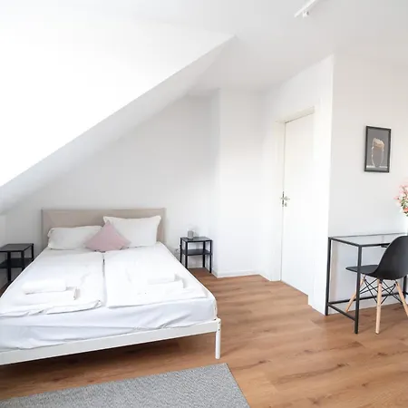 Apartment Im Zentrum Von Koblenz *